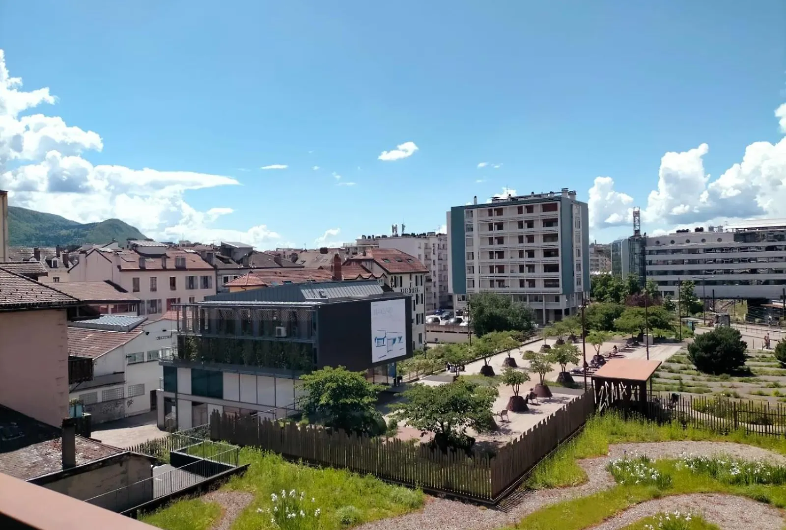 T3 Centre Ville & Lac, Balcon, Garage Annecy