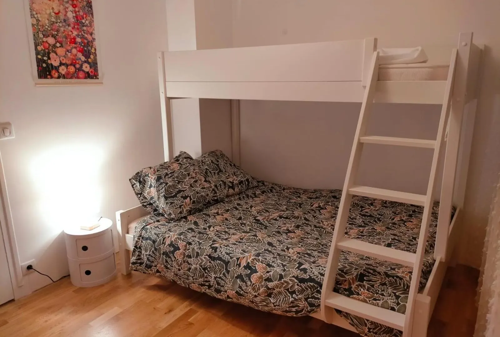 T3 Centre Ville & Lac, Balcon, Garage Annecy Francie