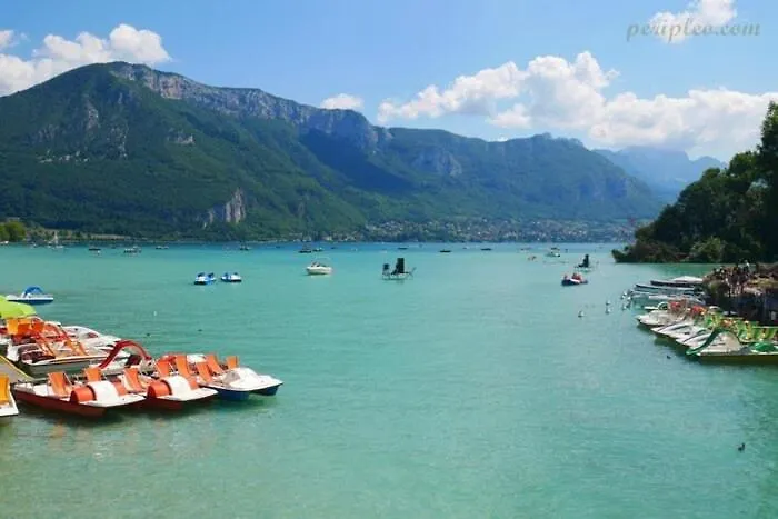 Apartmán T3 Centre Ville & Lac, Balcon, Garage Annecy